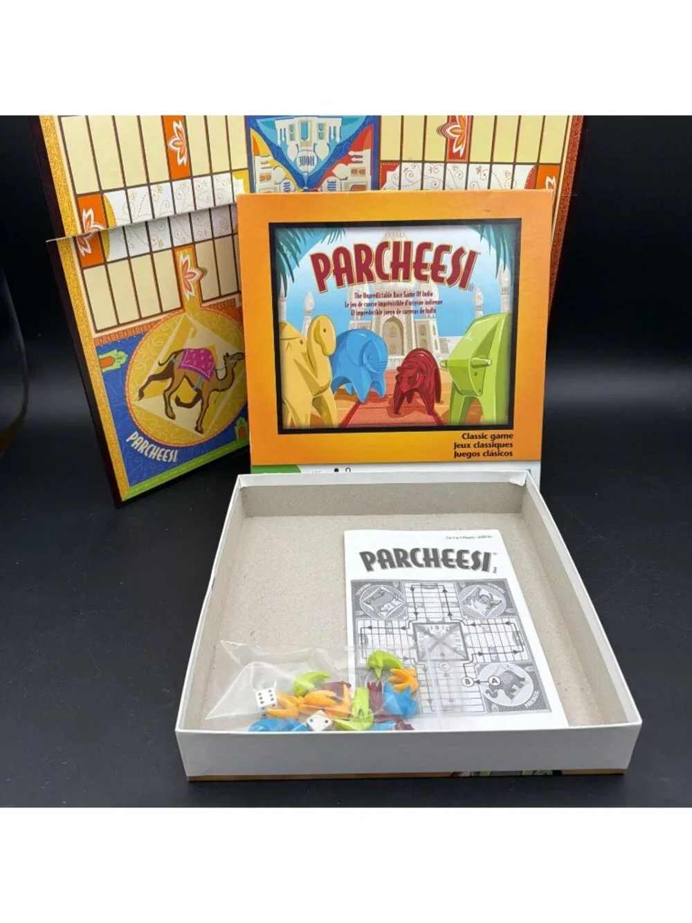 Parcheesi with Plastic Animal Figures COMPLETE Hasbro 2009 Pachisi Classi